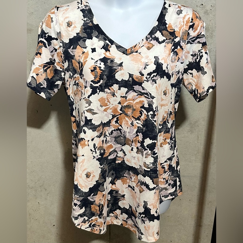 LulaRoe Iris - L